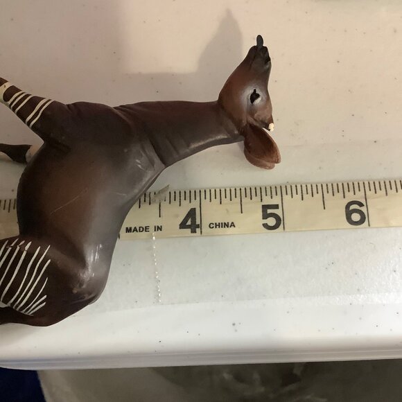 Vtg 1999 Safari Ltd. Okapi Model Figurine Collectible 5" Africa Animal African - Picture 6 of 6